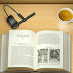 Compact LED Reading Lamp with Battery Indicator