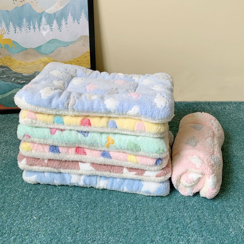 SNUGCLOUD – Fluffy Fleece Pillow for Relaxed Pet Sleep