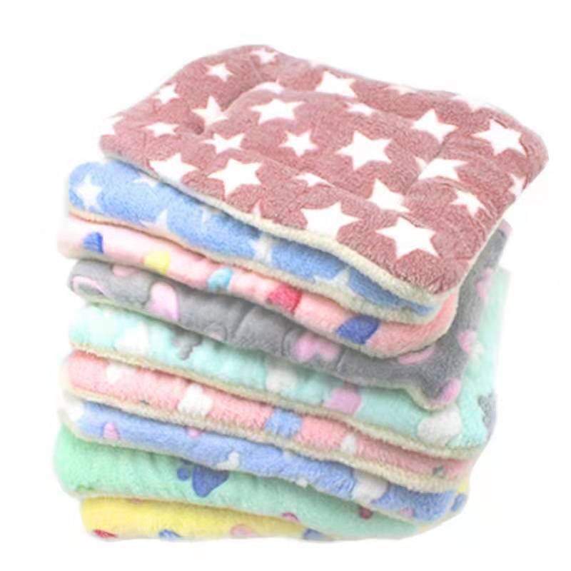 SNUGCLOUD – Fluffy Fleece Pillow for Relaxed Pet Sleep