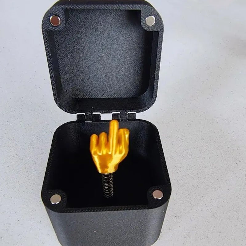 PRANKBOX – Middle Finger in a Box: The Ultimate Gag Gift
