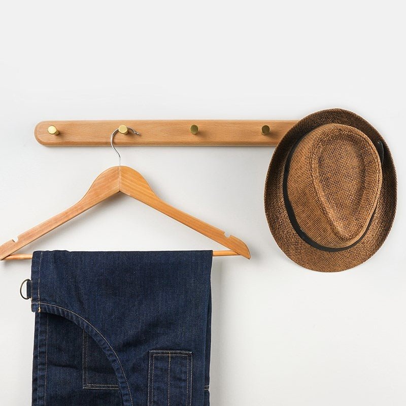 WandHout – Minimalistic wooden wall coat rack with brass hooks