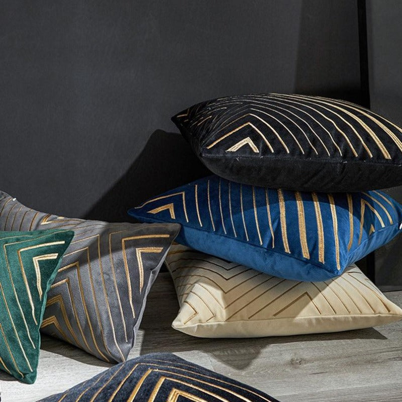 The gilded luxury velvet cushion cover