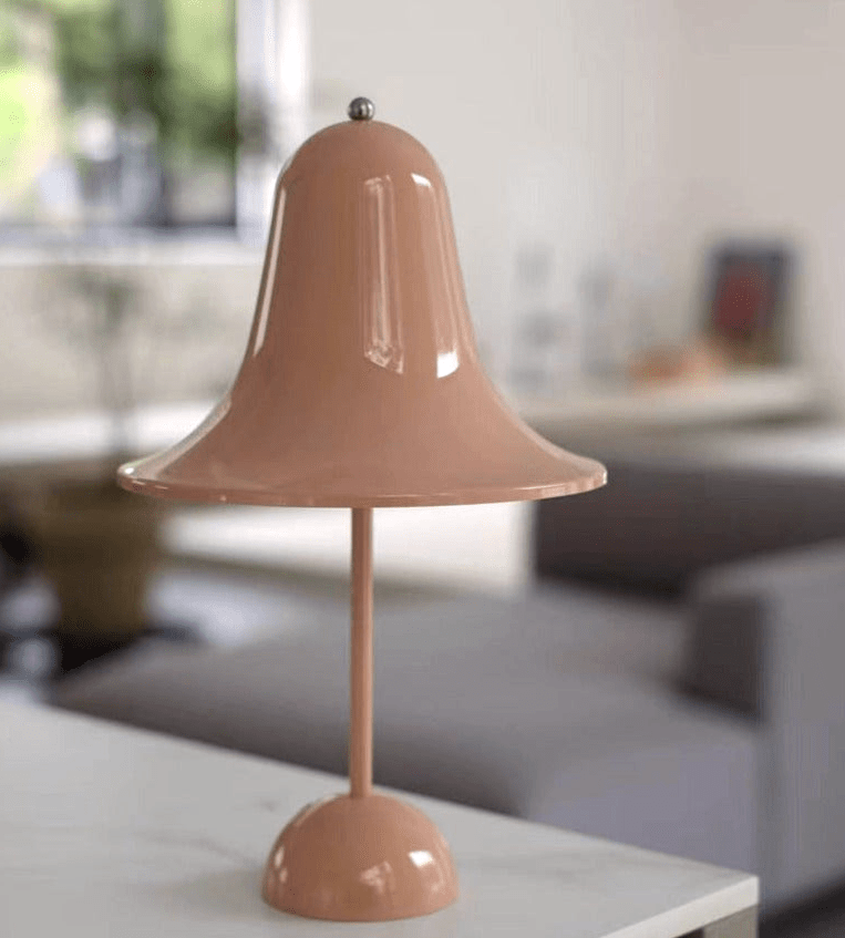 Subtle lighting in an elegant form
