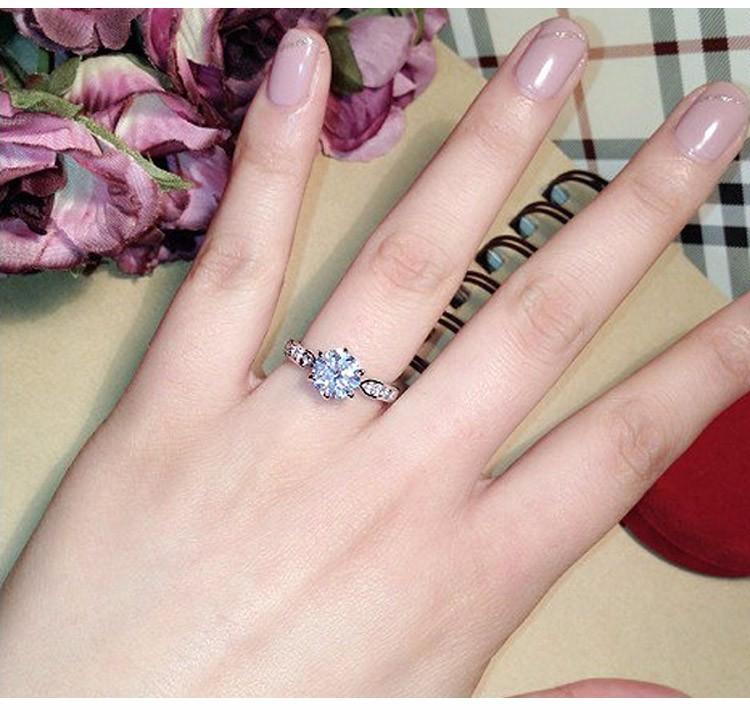 Queen 1.75ct Ring