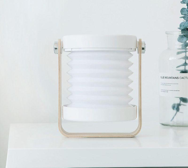 CompactGlow Lantern – Portable and Collapsible Lighting