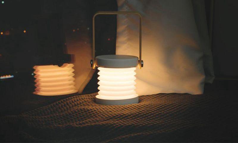 CompactGlow Lantern – Portable and Collapsible Lighting