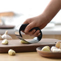 L'ail - Rocking Garlic Crusher