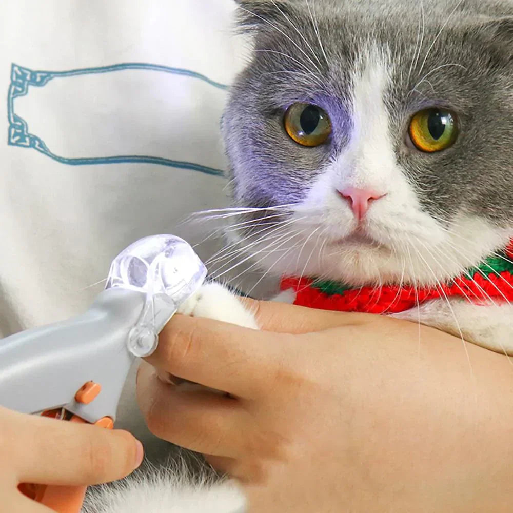 Professional Pet Nail Clipper - SafeClip