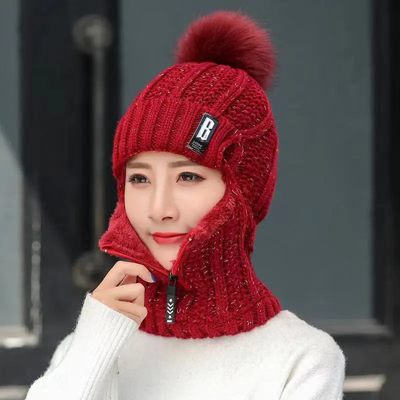 WinterPom – Trendy Accessory for Cold Winter Days