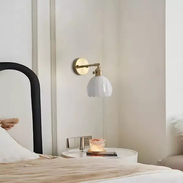 Retro – Wall Light Glass Tulip Bud