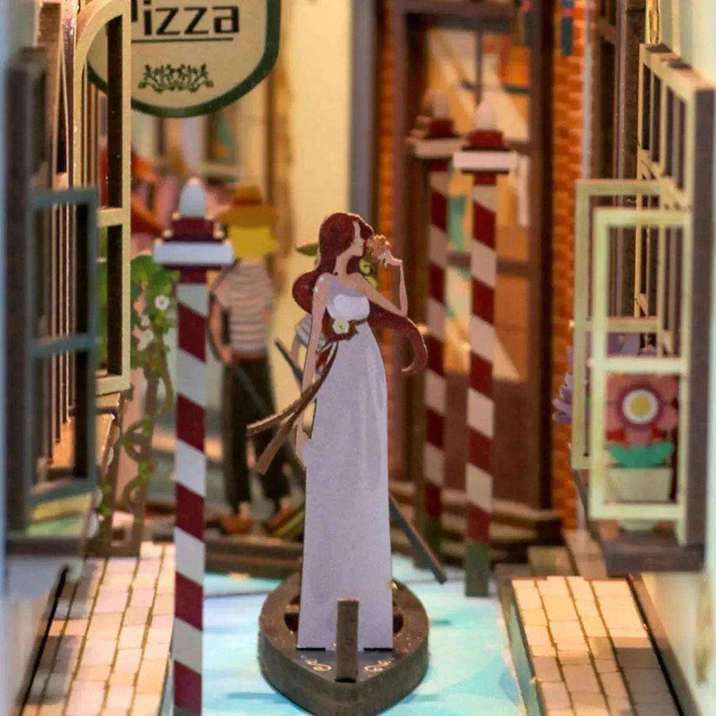 Travel in Venice DIY Book Nook Kit