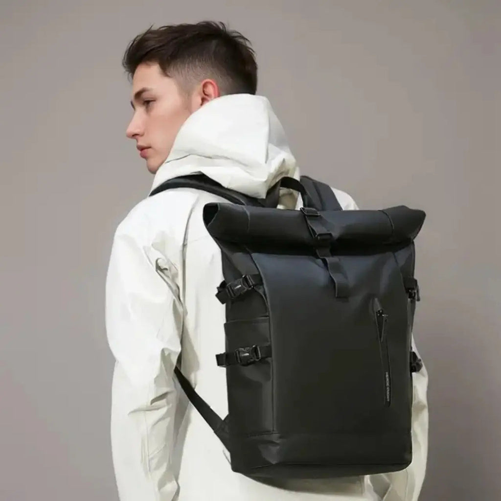 Rolltop Backpack | Slim and functional