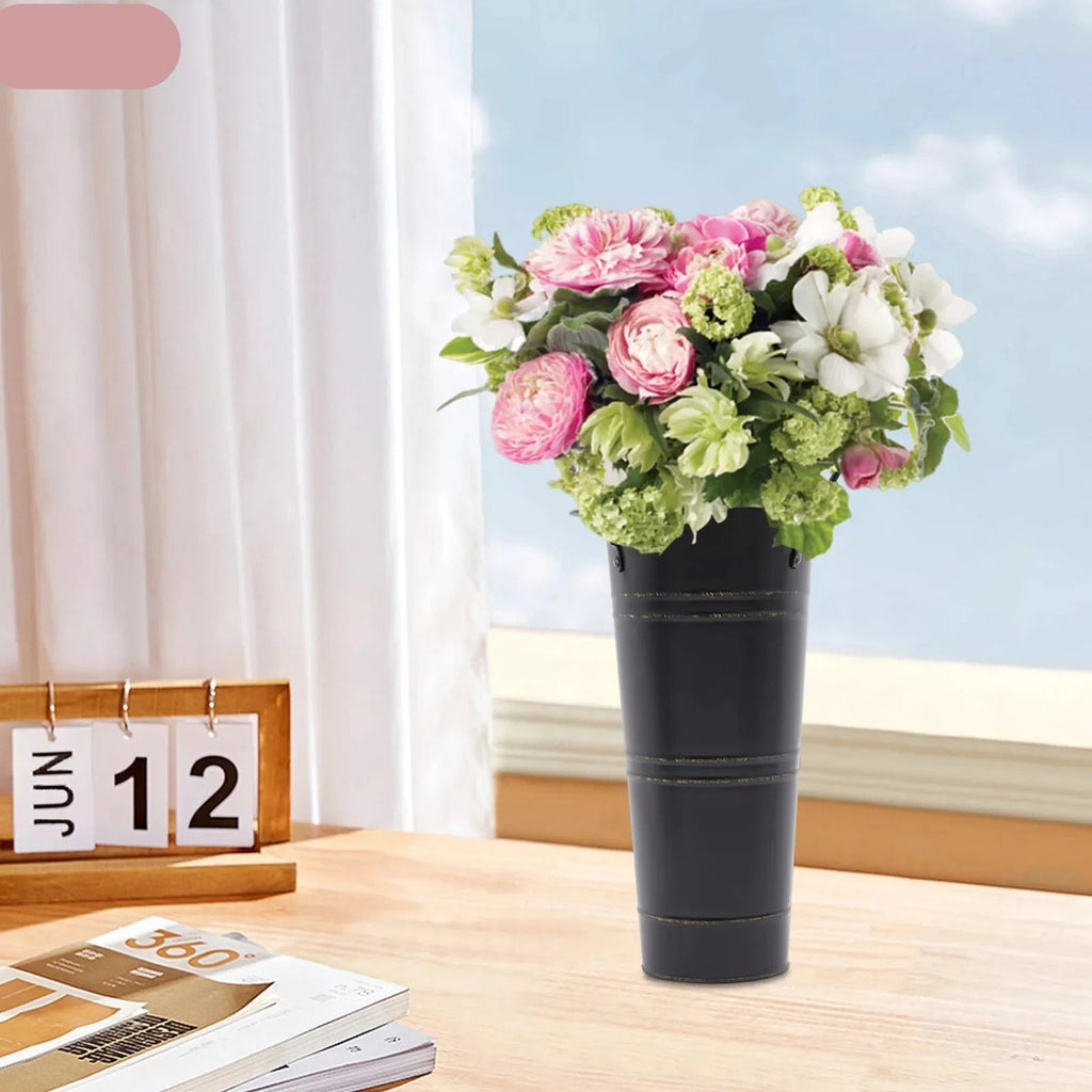 Retro Iron Flower Bucket with Handles – Decorative Metal Flower Pot for Home