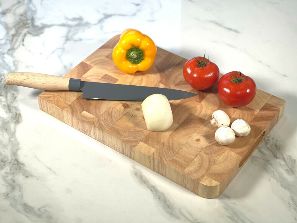 CookCore Solid Wooden Cutting Board – With Juice Groove and Non-slip