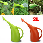 Practical watering can for the garden – Ergonomic design and easy handling