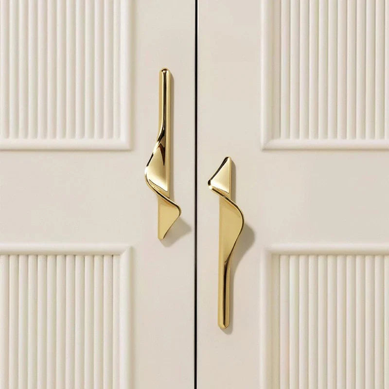 S-Shaped Luxury Cabinet Handles Modern Artistic Door and Drawer Pulls