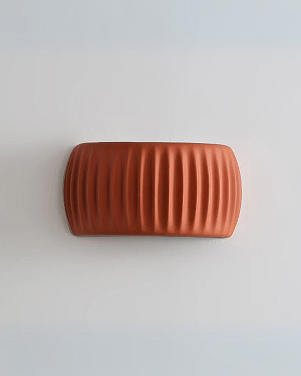 Designer Wall Lamp with Wavy Accent