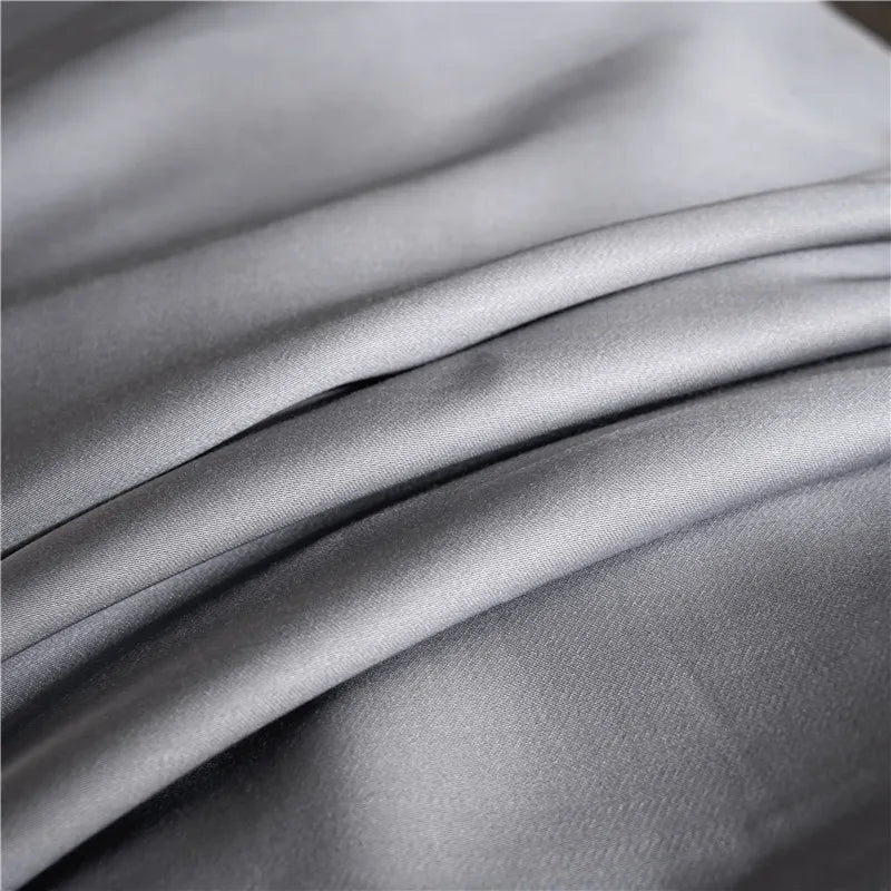 SilkNest Pillowcase – Luxurious, Easy Care & Solid Color for Comfortable Sleep