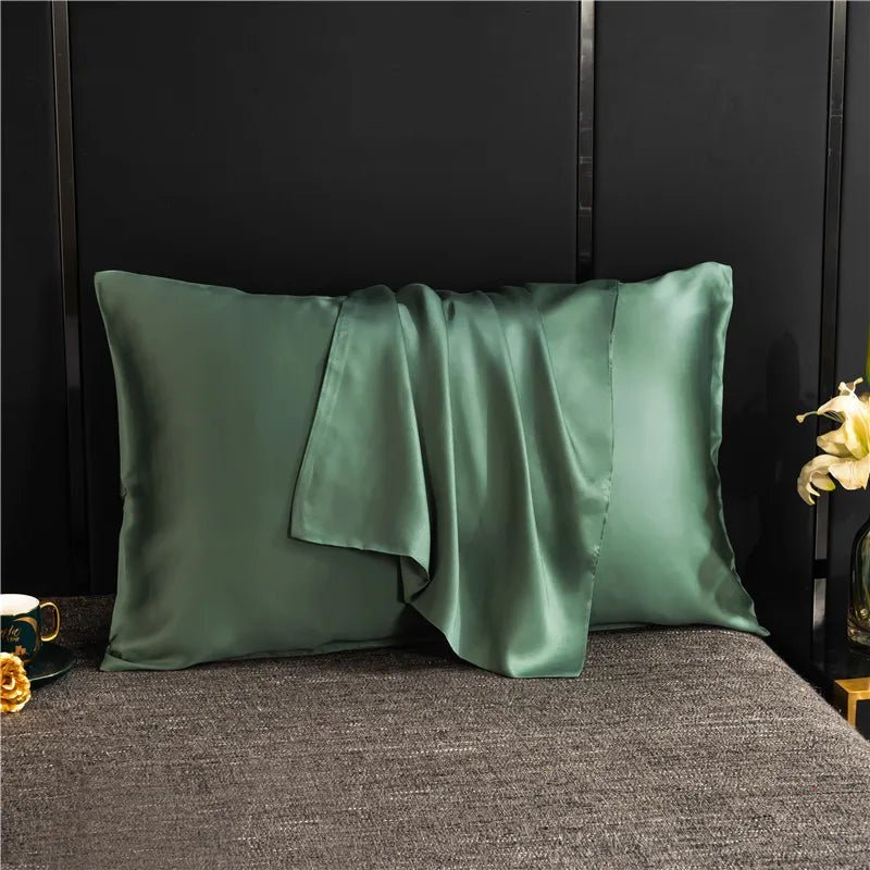 SilkNest Pillowcase – Luxurious, Easy Care & Solid Color for Comfortable Sleep