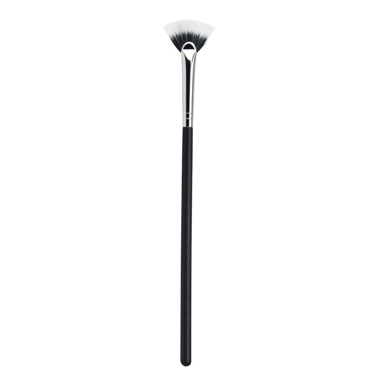 Wavy Eyelash Brush