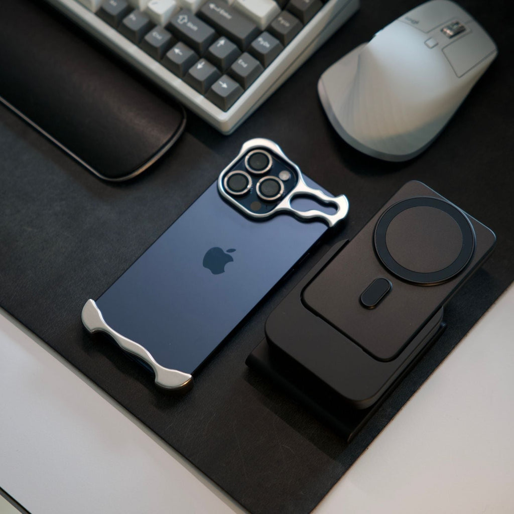 Mobile Phone Case with Slim Minimalist Design