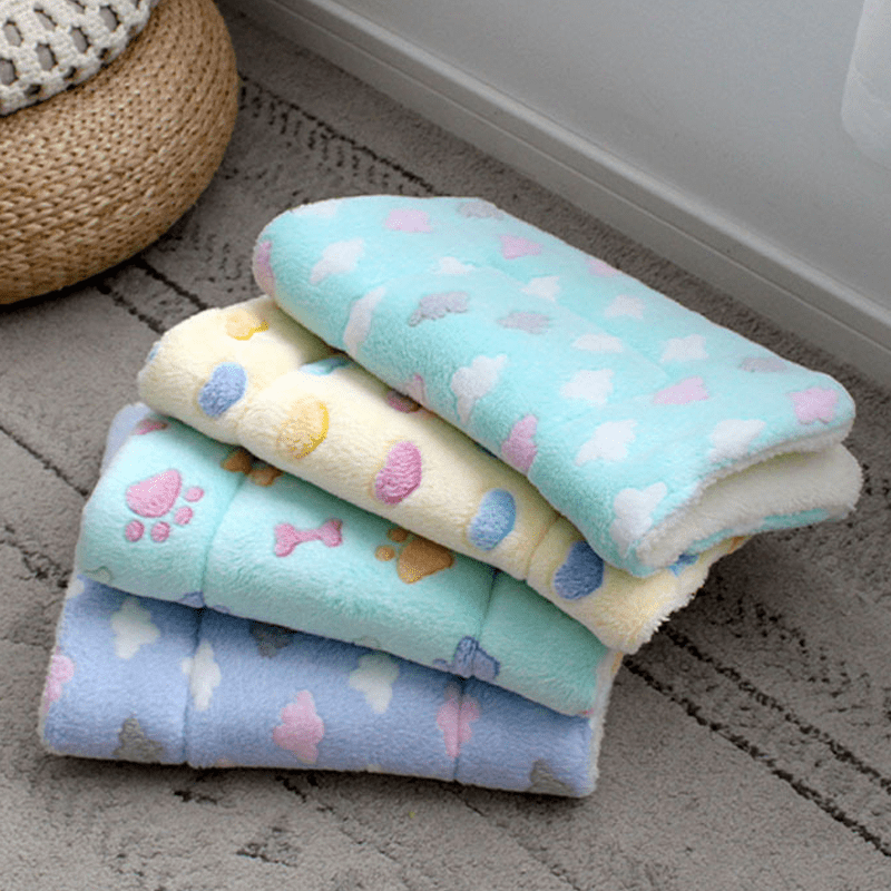 SNUGCLOUD – Fluffy Fleece Pillow for Relaxed Pet Sleep