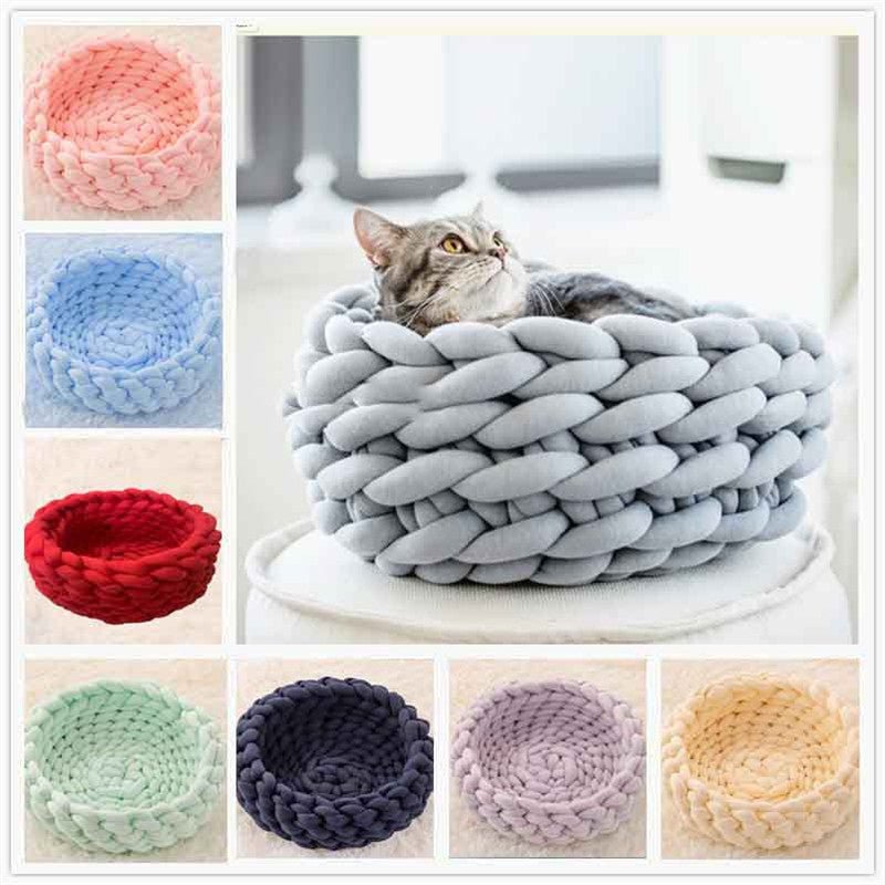 SNUGWOOL – Soft Woolen Basket for Pets with High Edge Support