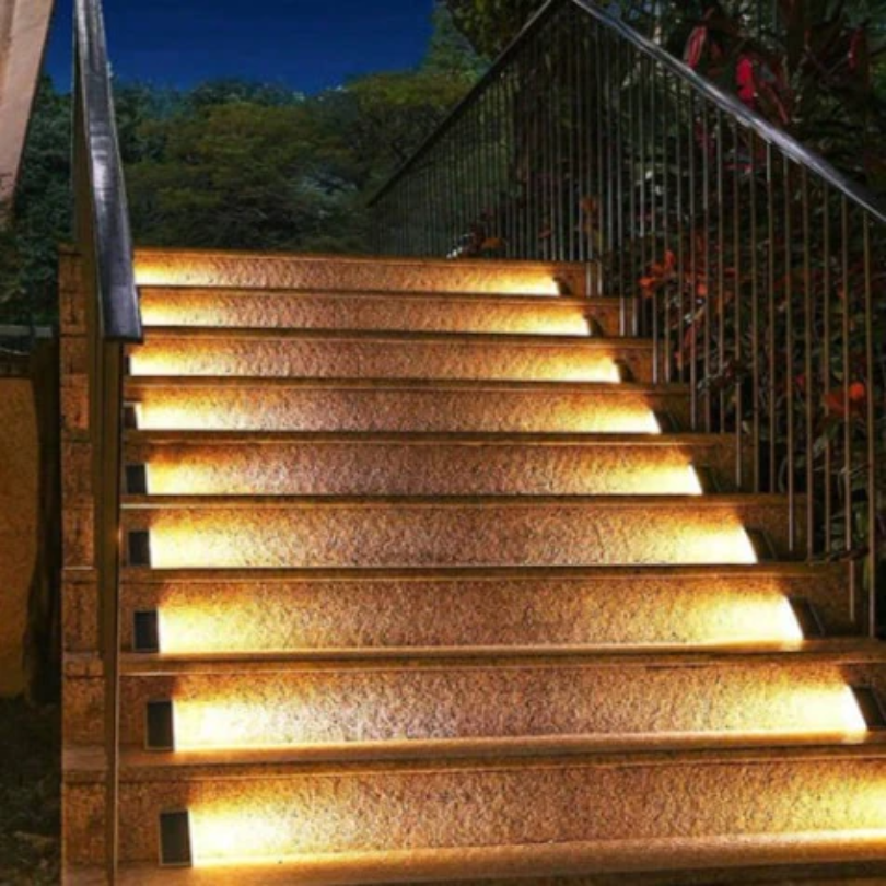Solar-Powered Step Lighting - SolarStep