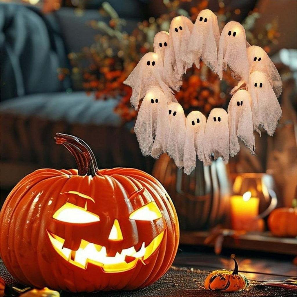 SPOOKGLOW – LED Ghost Wreath with 12 Illuminated Spirits