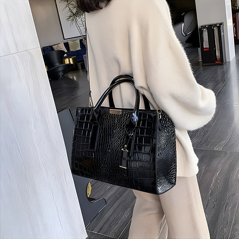 Bag with crocodile embossing.