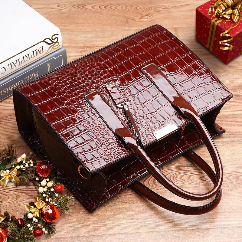 Bag with crocodile embossing.