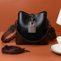 EleganceCross - Luxury and Practical Shoulder Bag for Every Day