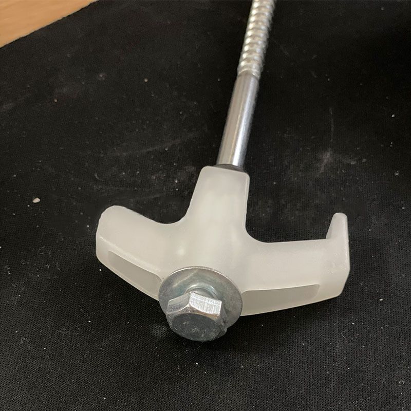 Tent pegs that can be screwed into the ground
