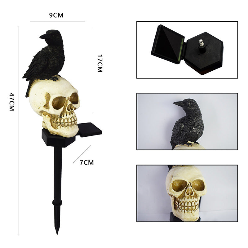 Crow skull solar lamp for the garden