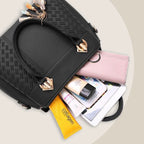 Elegant women's bag with tassel pendant