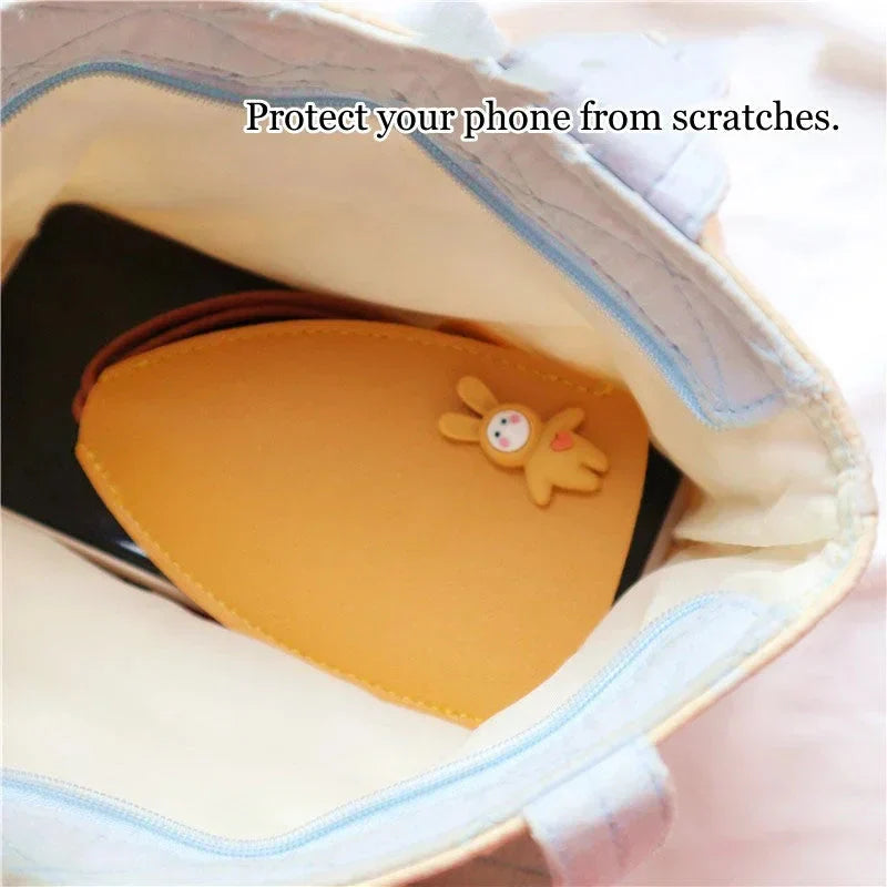 Creative retractable, cute car keychain case with large capacity