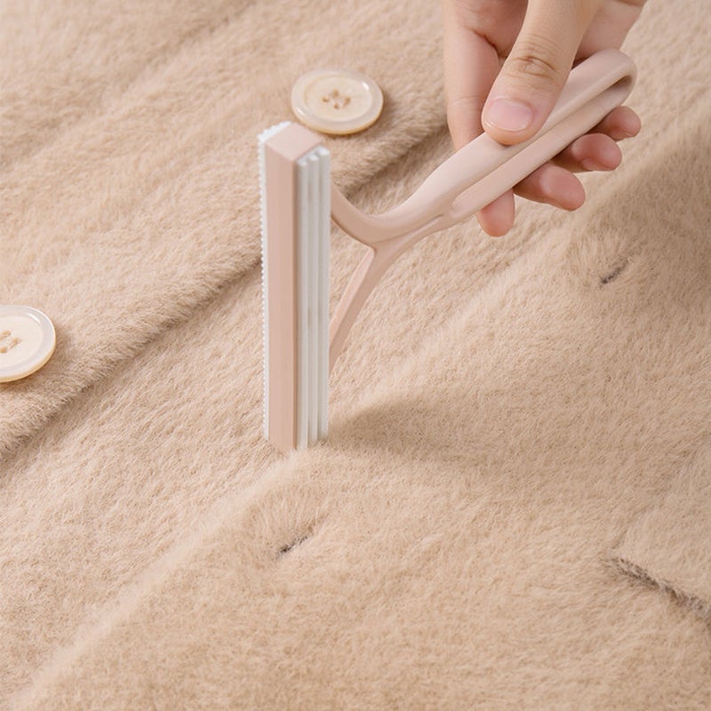 Double-sided manual lint remover