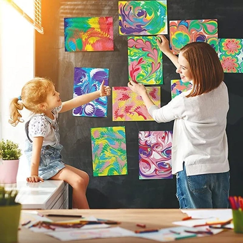 Marbling of watercolor paint for art