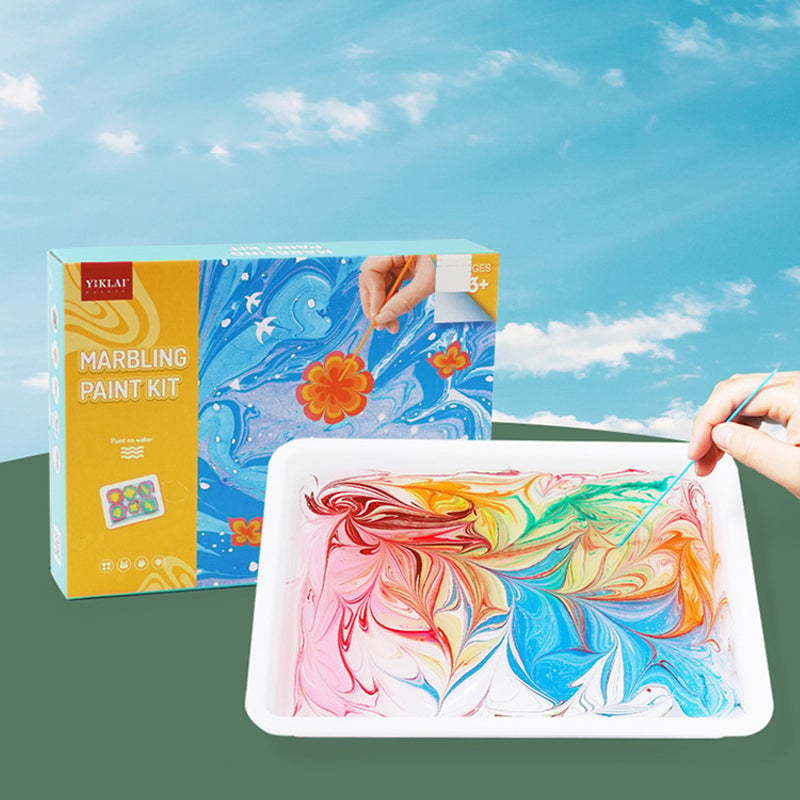 Marbling of watercolor paint for art