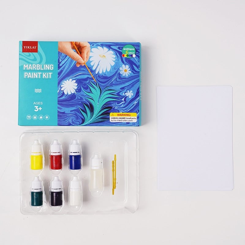 Marbling of watercolor paint for art
