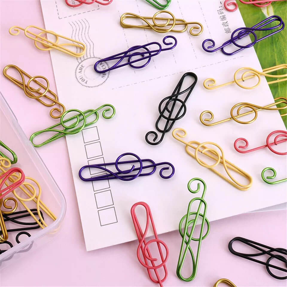 Multicolored musical clips in metal (100 pcs)