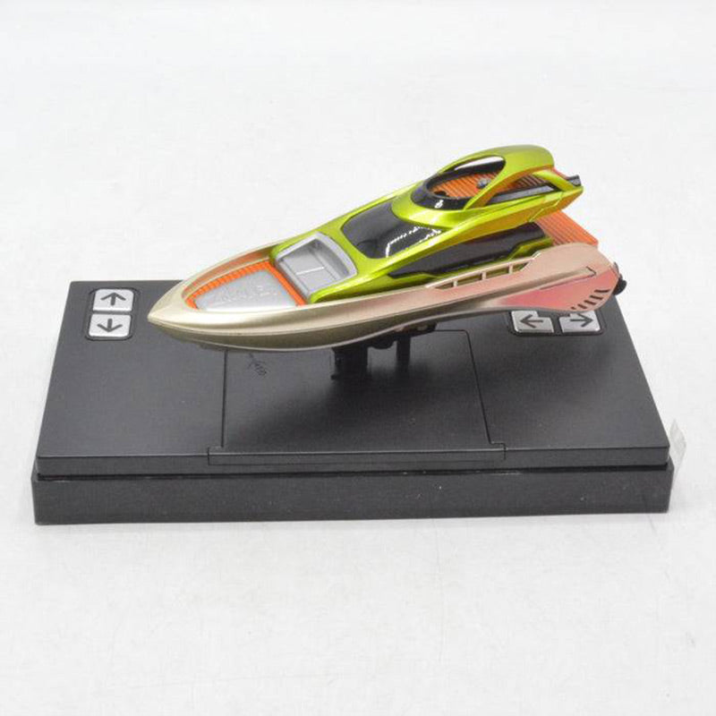 Mini 2.4G RC high-speed boat with LED lights