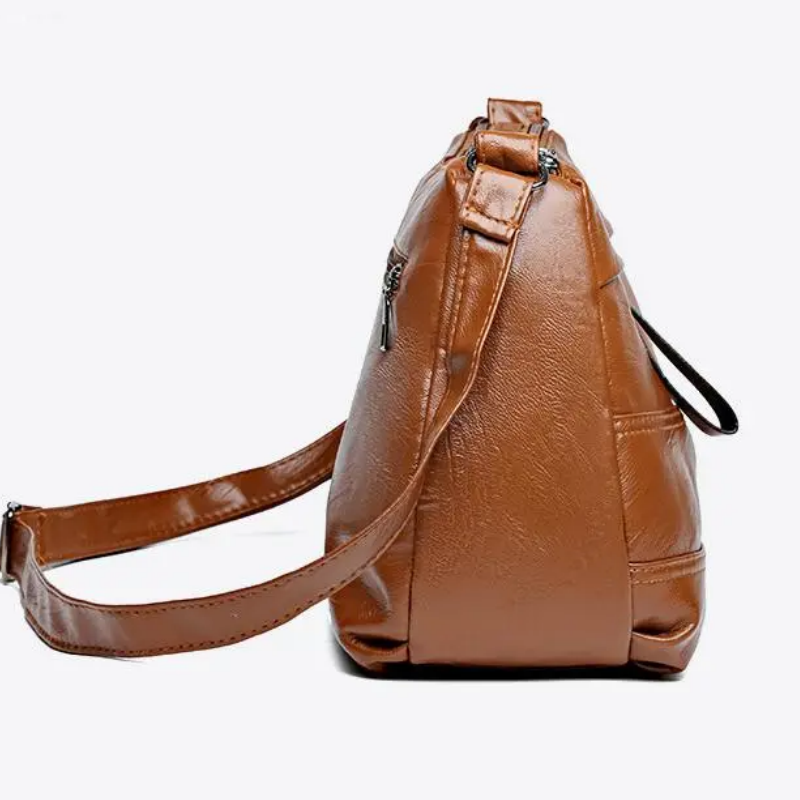 Retro shoulder bag in multiple layers with large capacity