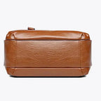 Retro shoulder bag in multiple layers with large capacity