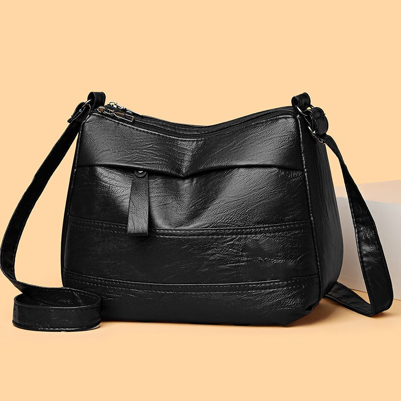 Retro shoulder bag in multiple layers with large capacity