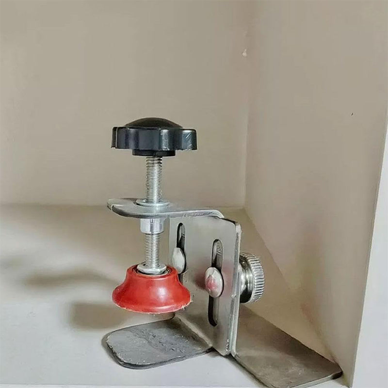Quick installation tool for cabinet doors