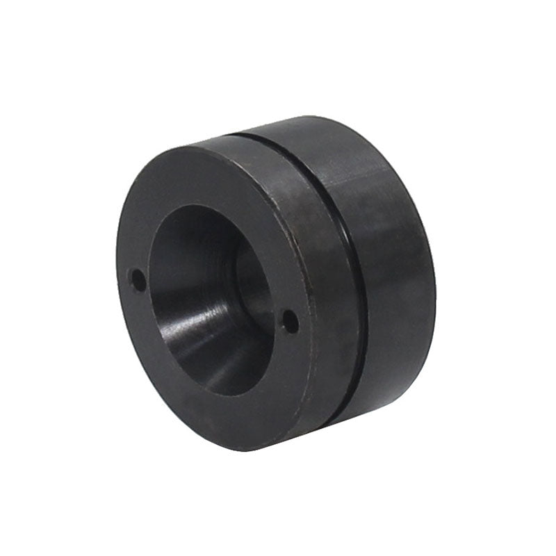 Effective tool for installing wheel bolts on a car