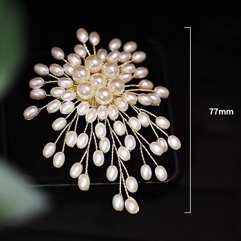 BUY 1 GET 1 FREELadies' high-end exquisite handmade pearl brooch