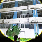 Ultra-bright, zoomable flashlight