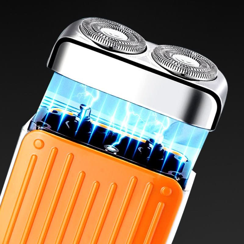 Magnetic rechargeable razor for an ultra-smooth shave